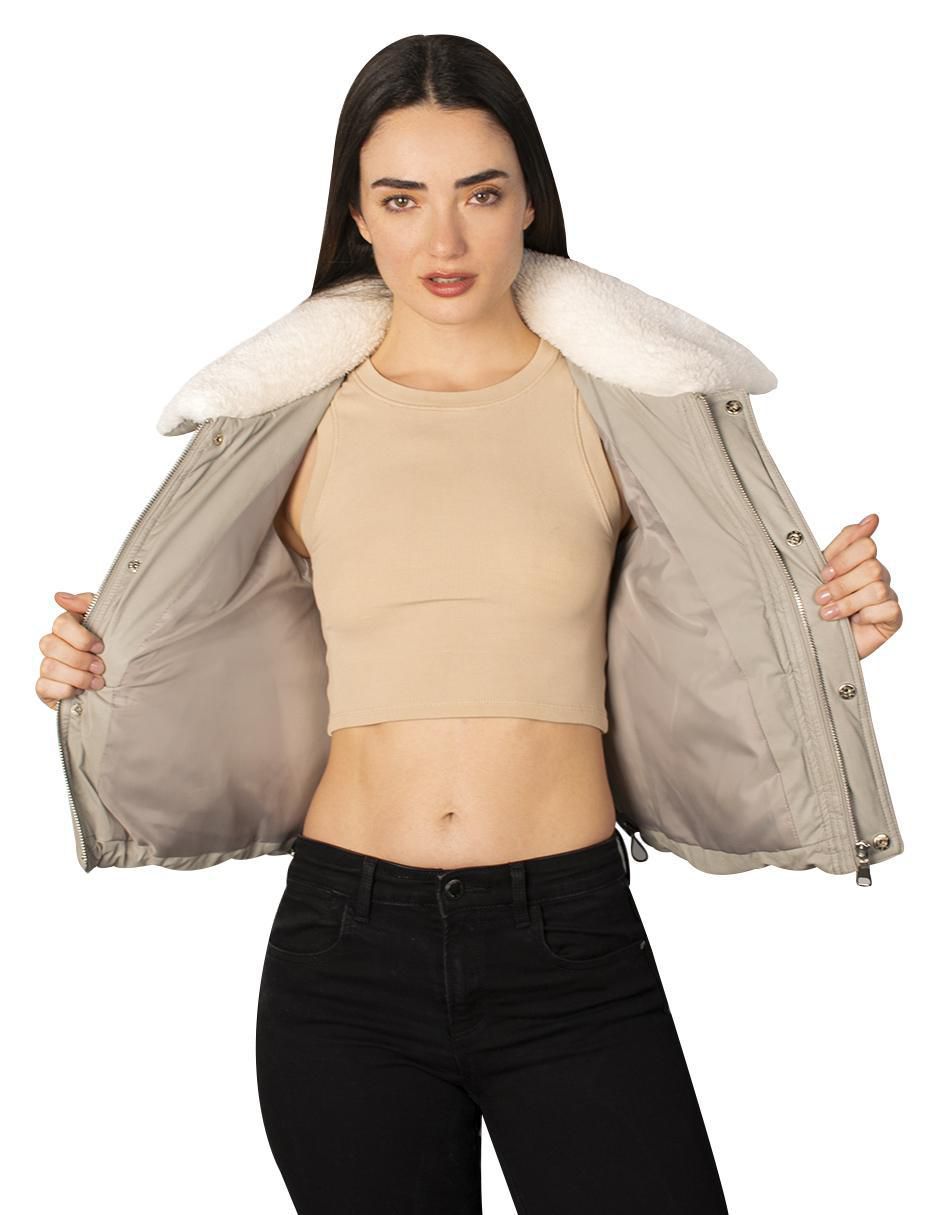 Chamarra impermeable para mujer 5