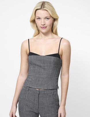 Top escote medio tirante ajustable 1