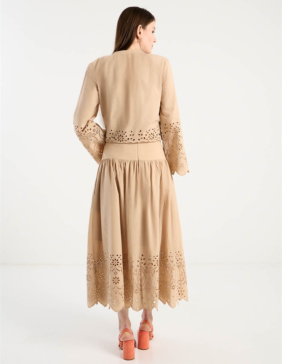 Falda midi con pretina 6