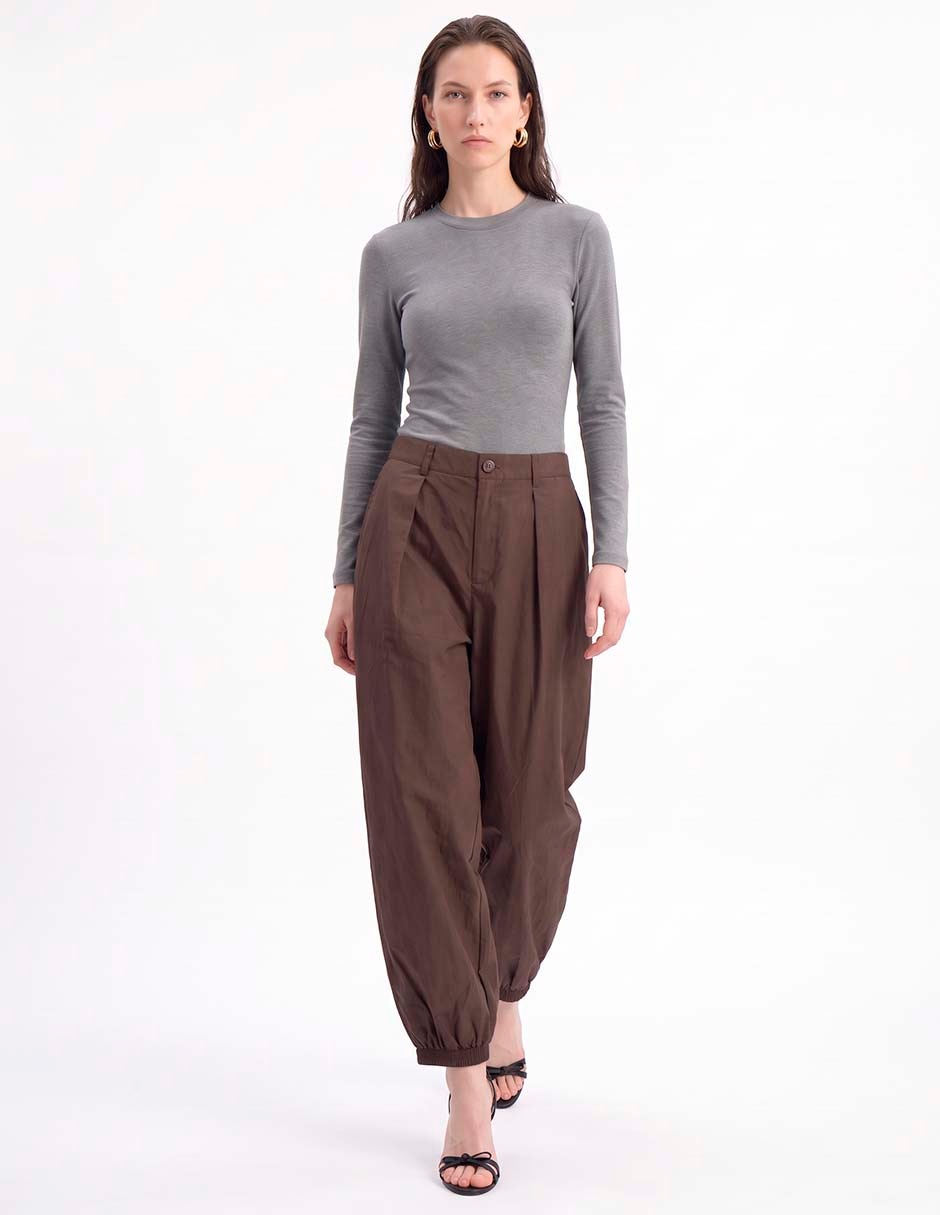 Pantalón amplio para mujer 2