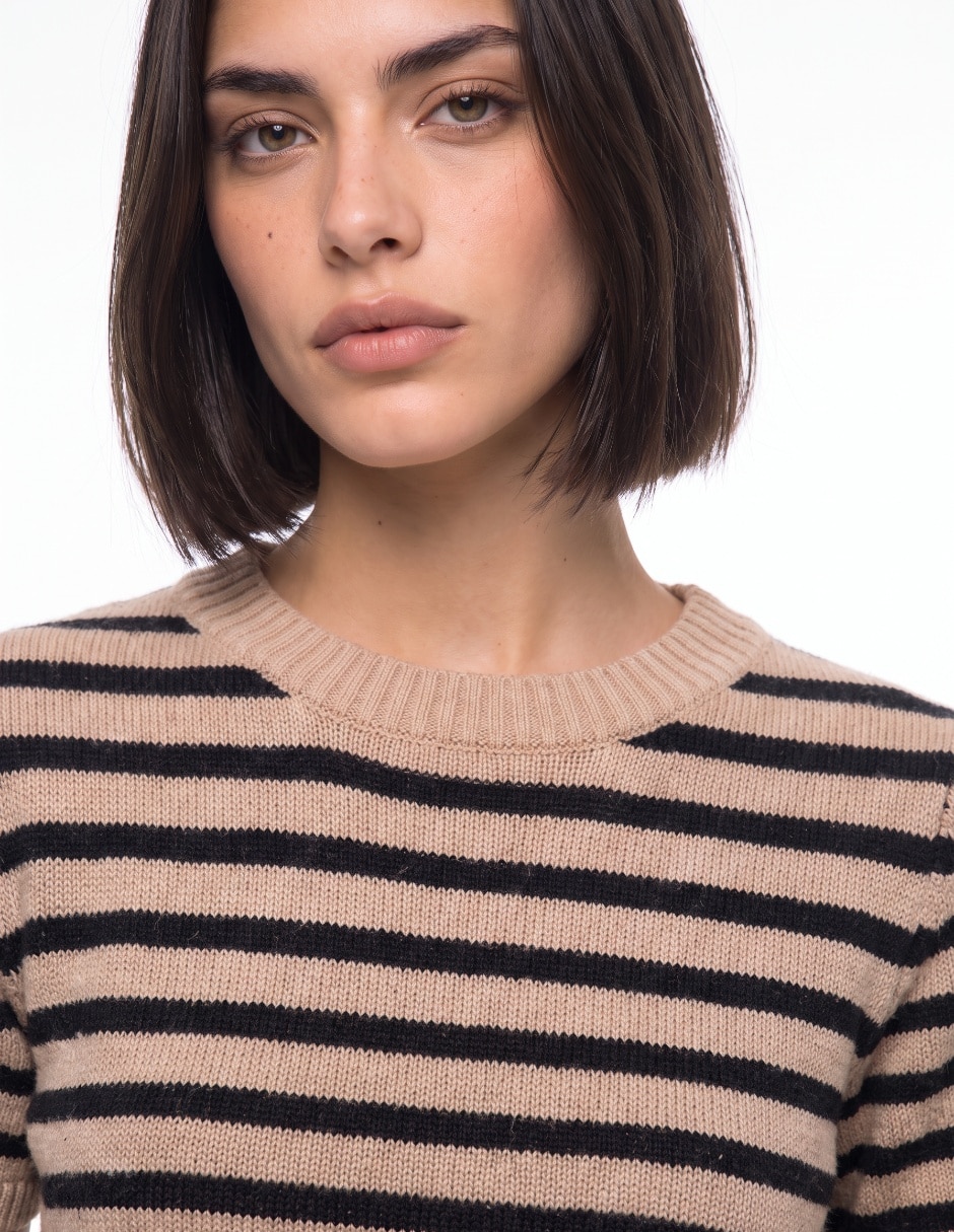 Suéter cuello redondo para mujer 4