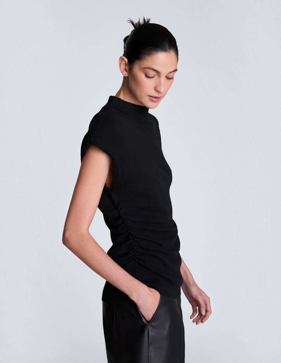 Blusa sin manga para mujer 2