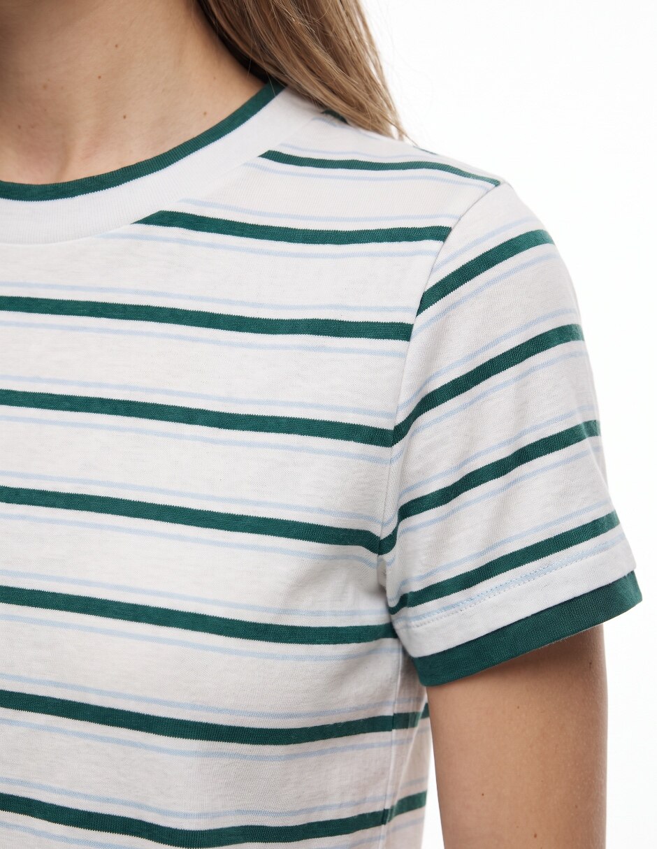 Playera manga corta cuello redondo para mujer 4