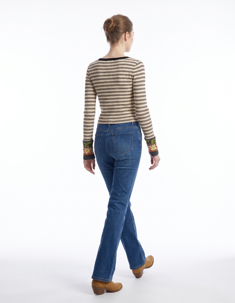 Playera manga larga cuello henley para mujer 2
