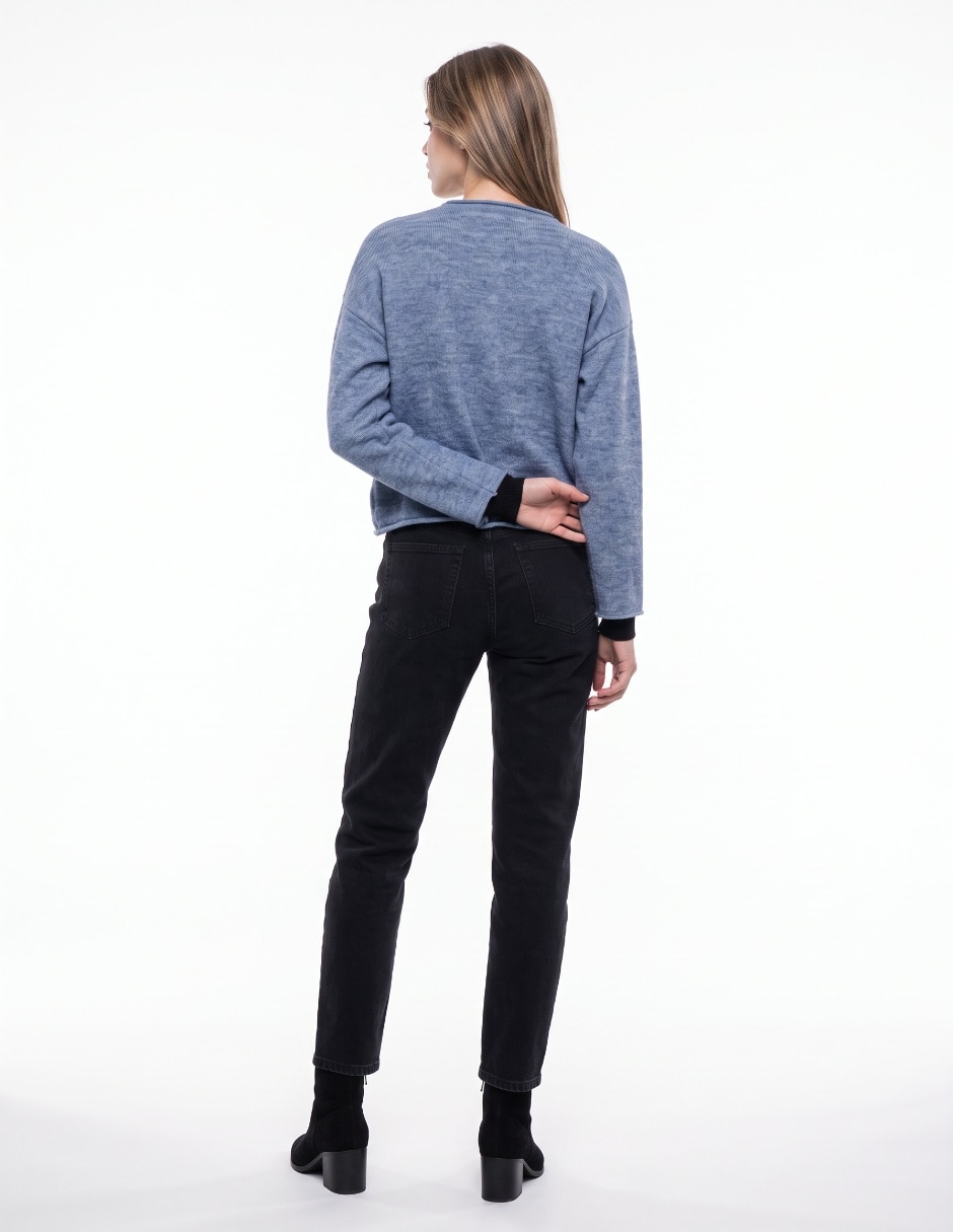 Suéter cuello redondo para mujer 2