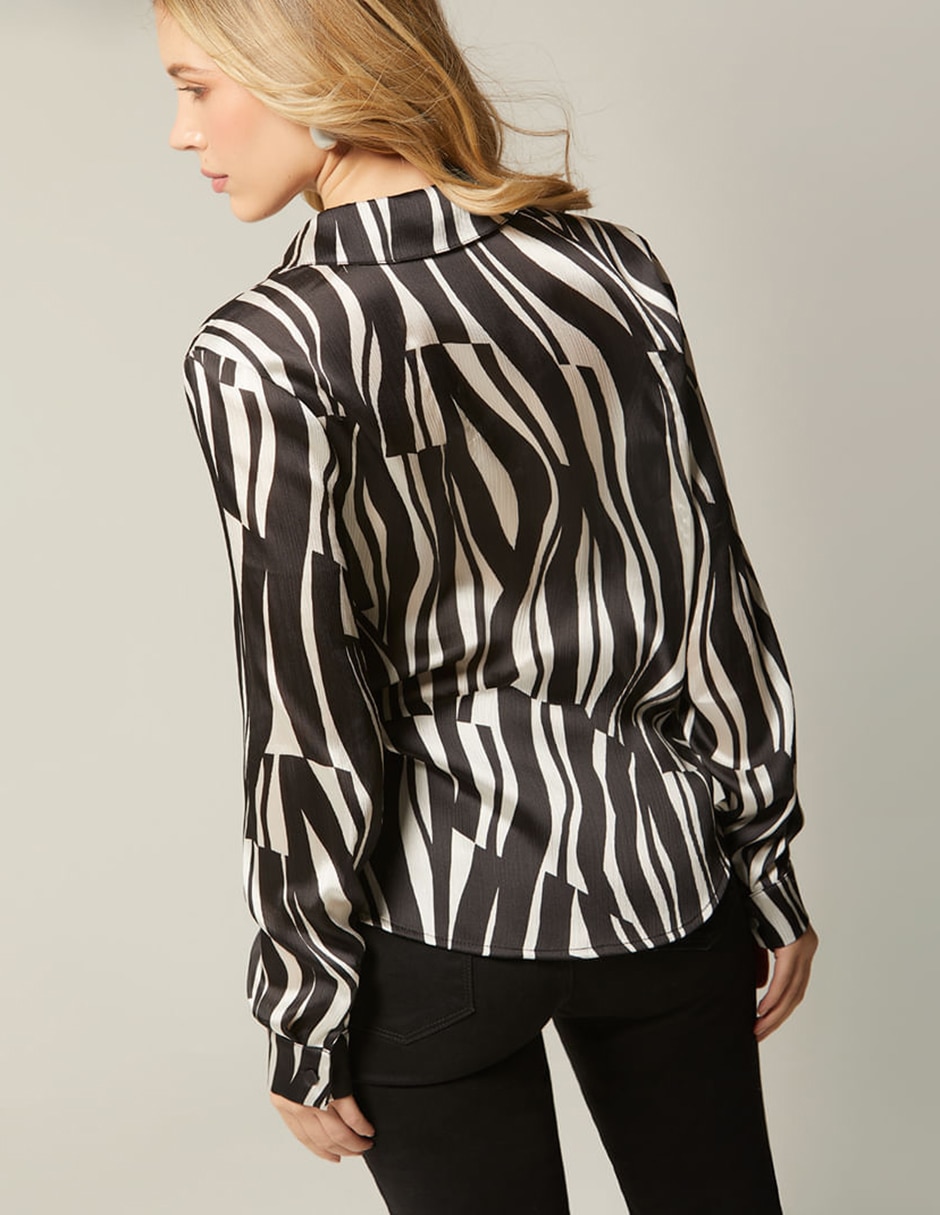 Blusa camisera Animal In Black manga Larga para mujer 4